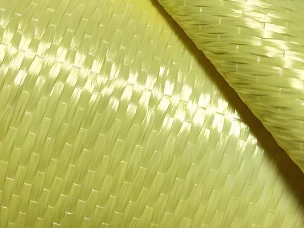 Unidirectional aramid fabric